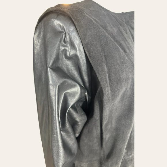 VINTAGE 80s' LOUIS-GUY GIROUX SUEDE/LEATHER/ASTRAKHAN FUR VEST & COAT (SZ 12) - Picture 6 of 16